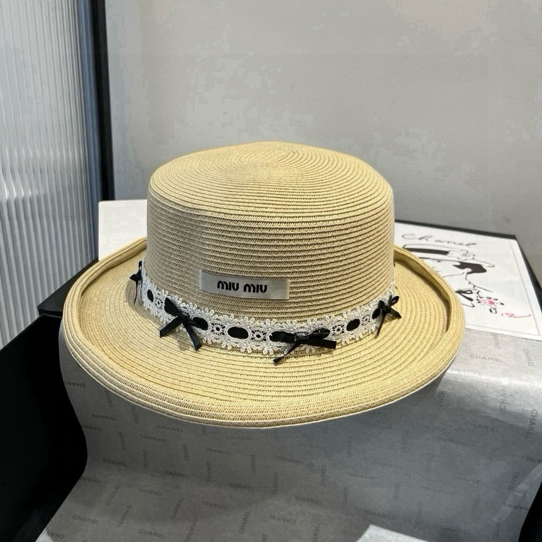 MM SMALL BRIM CURVED STRAW HAT IN BEIGE