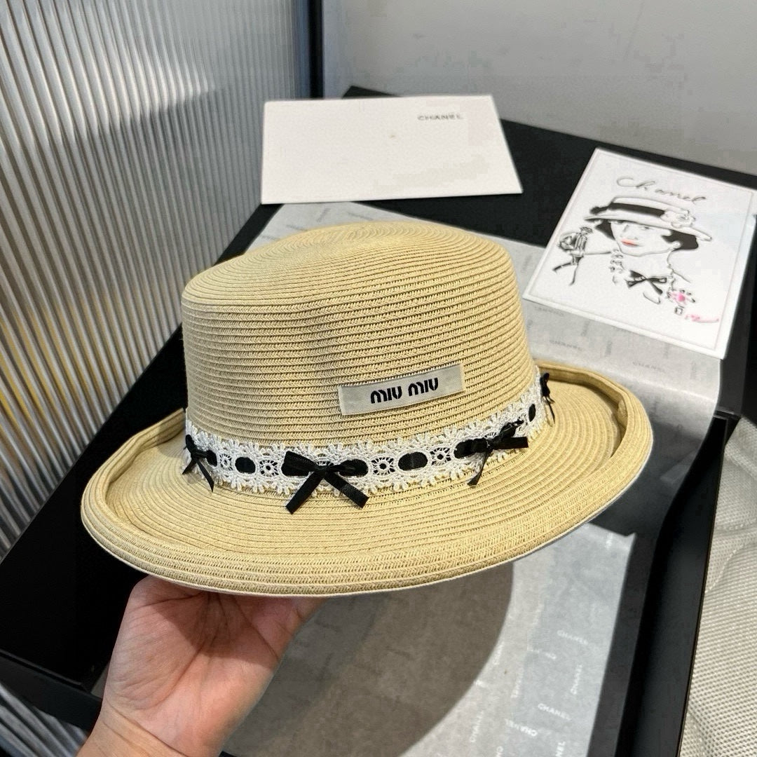 MM SMALL BRIM CURVED STRAW HAT IN BEIGE