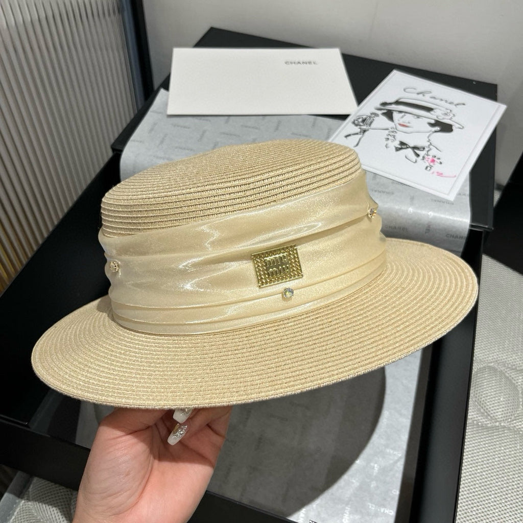 MM STRAW HAT IN LIGHT BEIGE WITH RHINESTONE EMBELLISHED