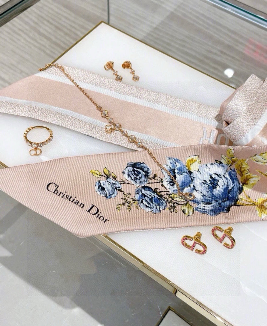 DIOR TWILLY 100 CM IN SILK 714391