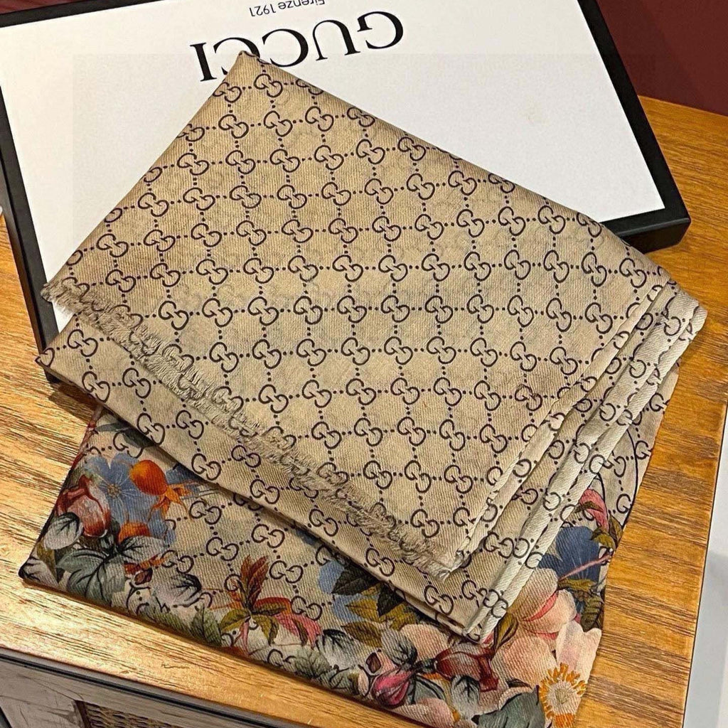 GUCCI 25S SCARF 200 IN CASHMERE 733886
