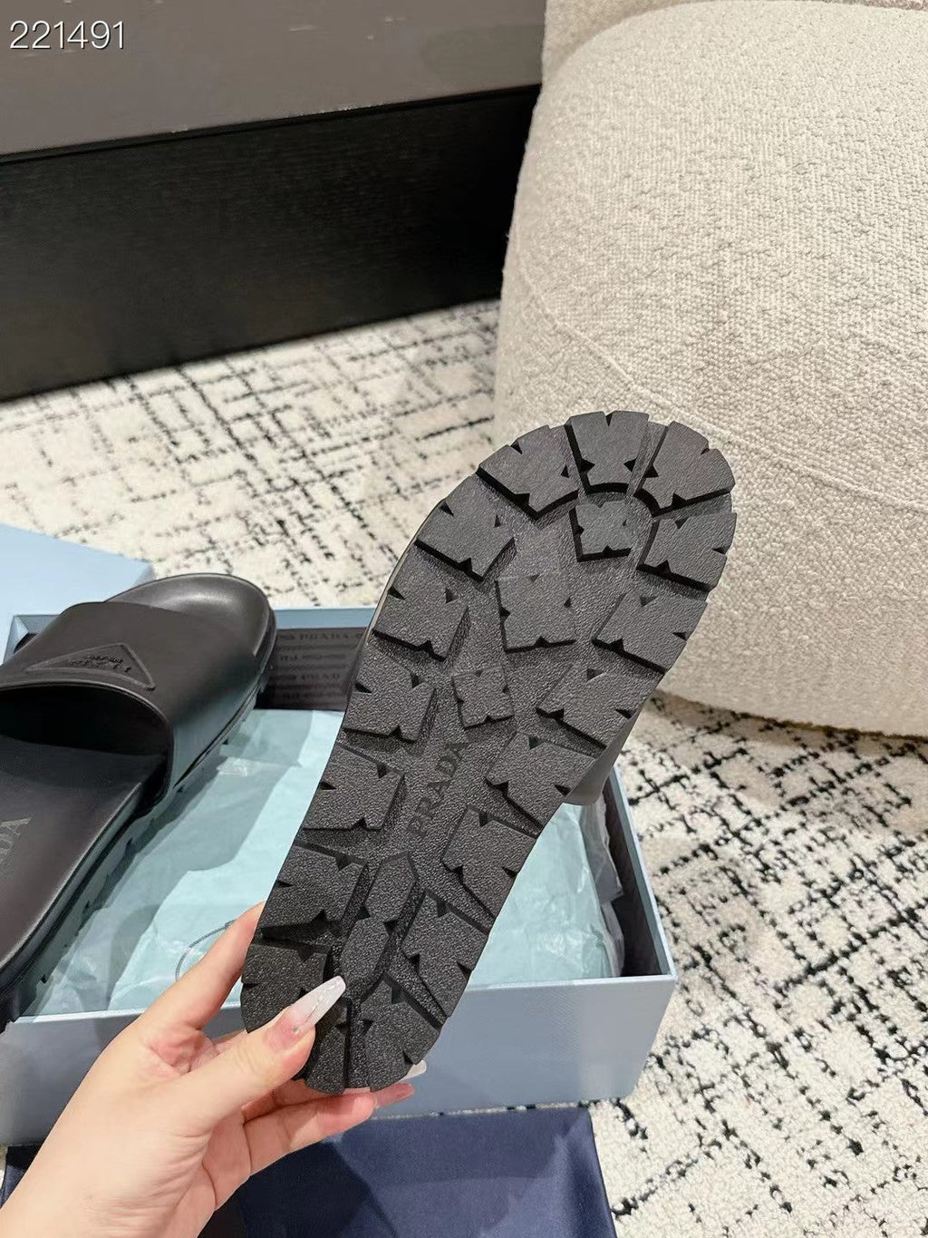 PRADA 25S RUBBER SLIDE IN CHARCOAL CALFSKIN WITH LOGO