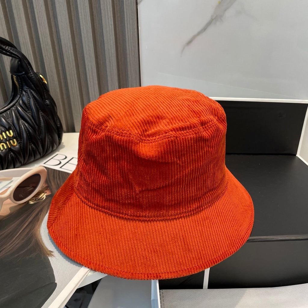 MM BUCKET IN ORANGE VELVET WITH LOGO
