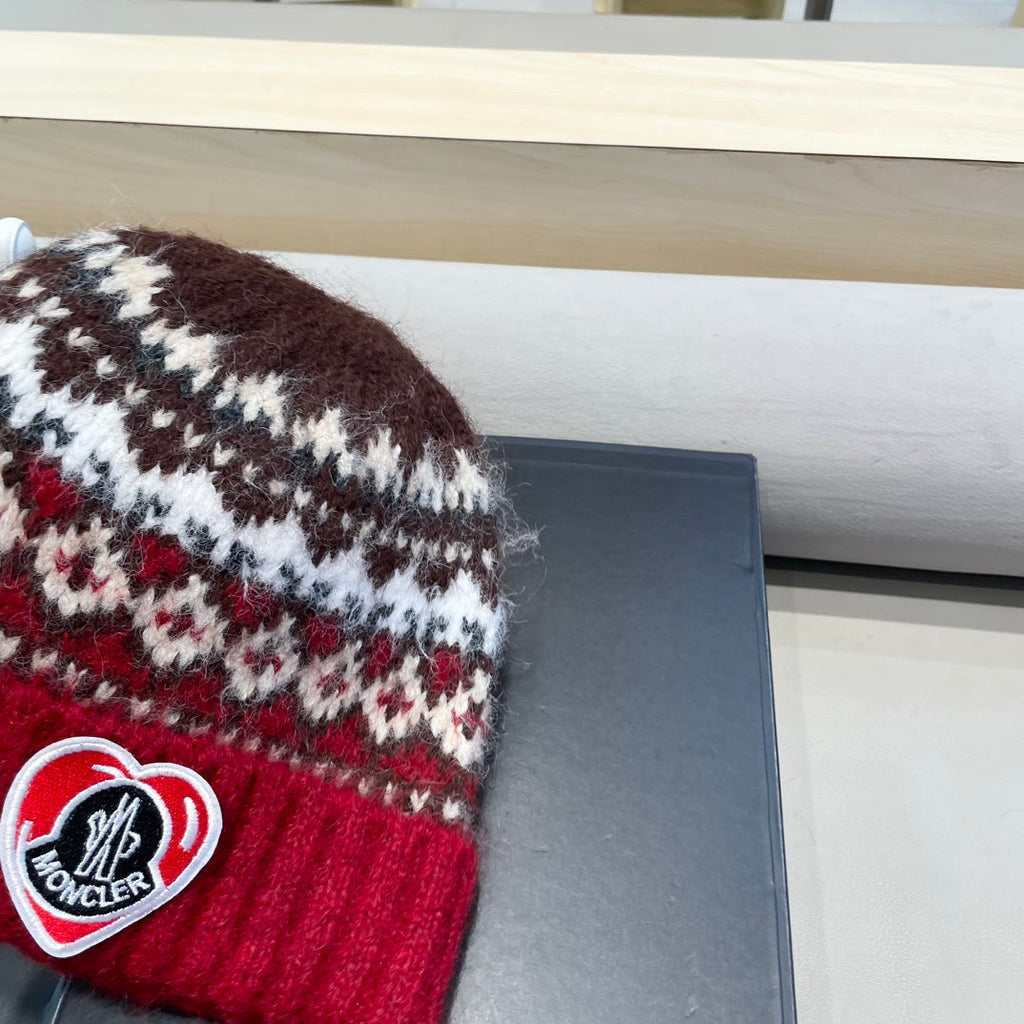 BEANIE HAT IN COLORFUL WOOL 438147