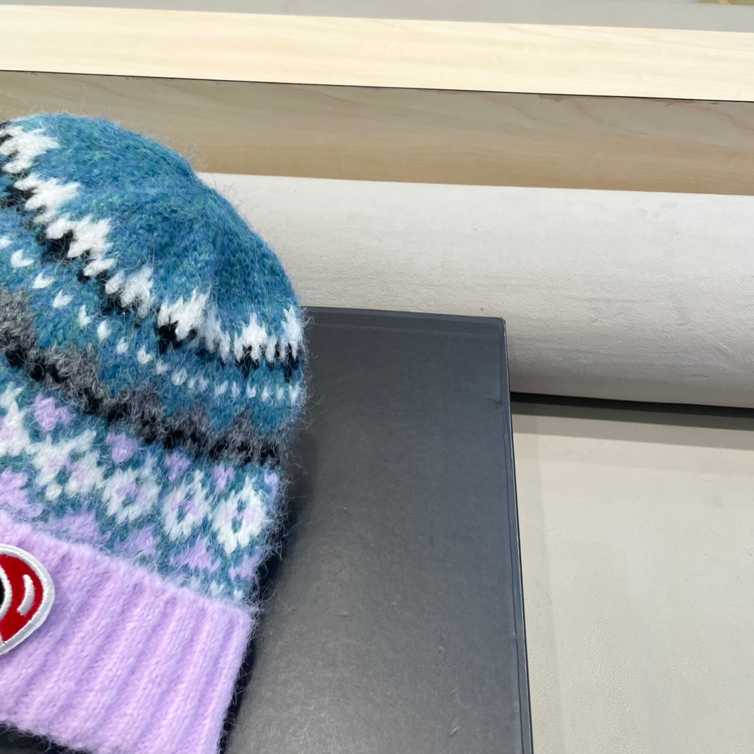 BEANIE HAT IN COLORFUL WOOL 438146