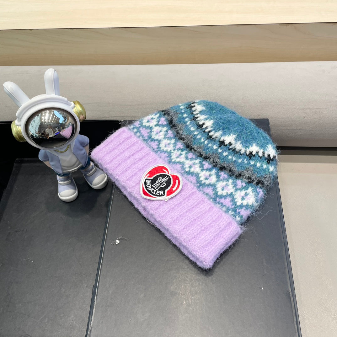 BEANIE HAT IN COLORFUL WOOL 438146