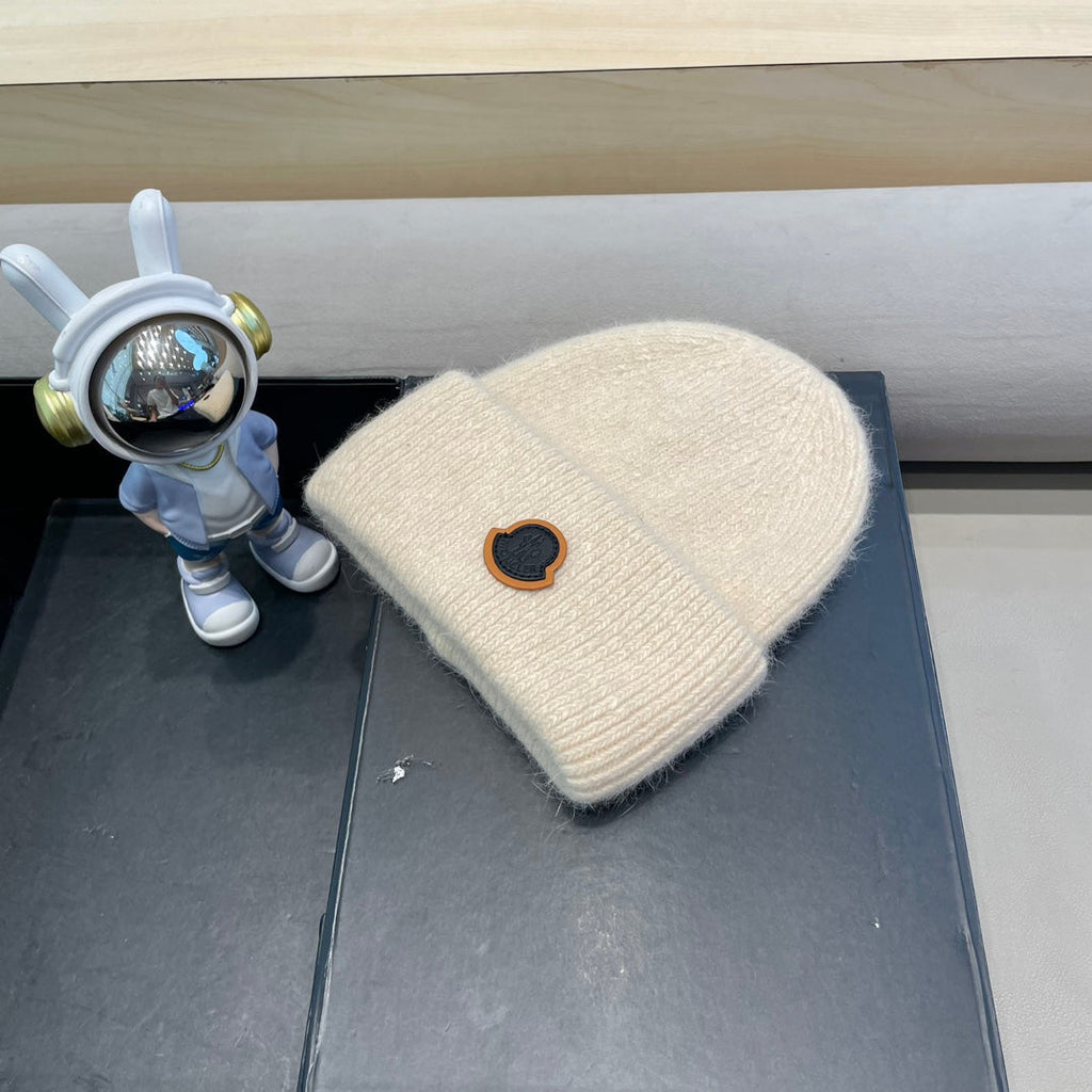 BEANIE HAT IN BISQUE BEIGE WOOL 438122