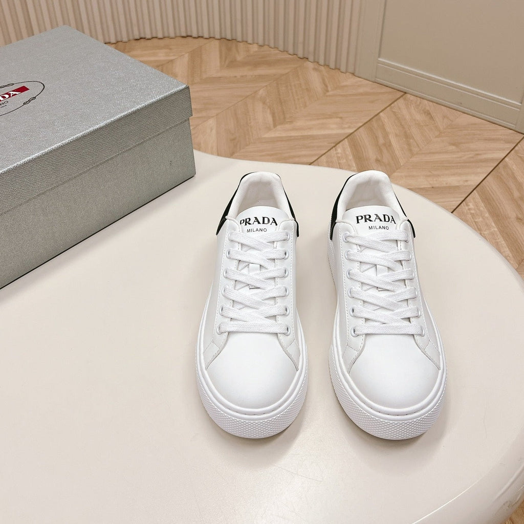 PRADA RETRO SNEAKERS WHITE AND BLACK CALFSKIN