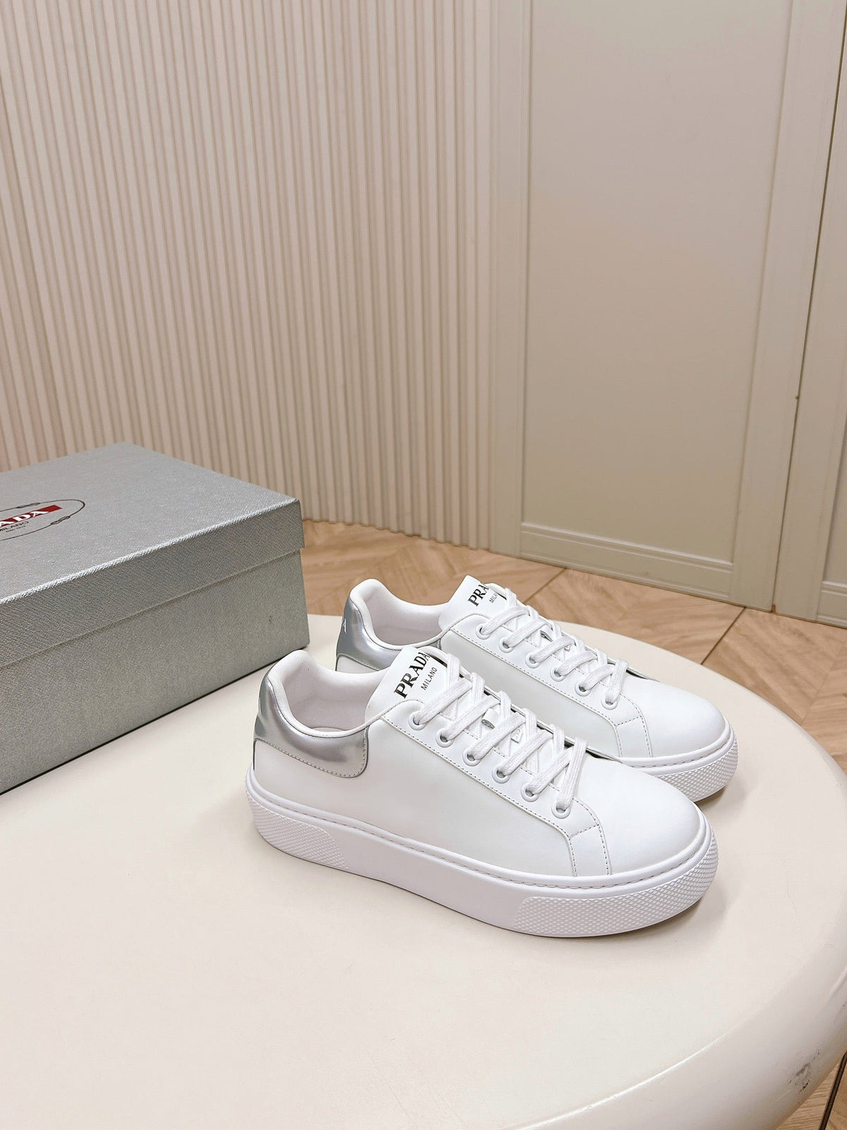 PRADA RETRO SNEAKERS WHITE AND GRAY CALFSKIN