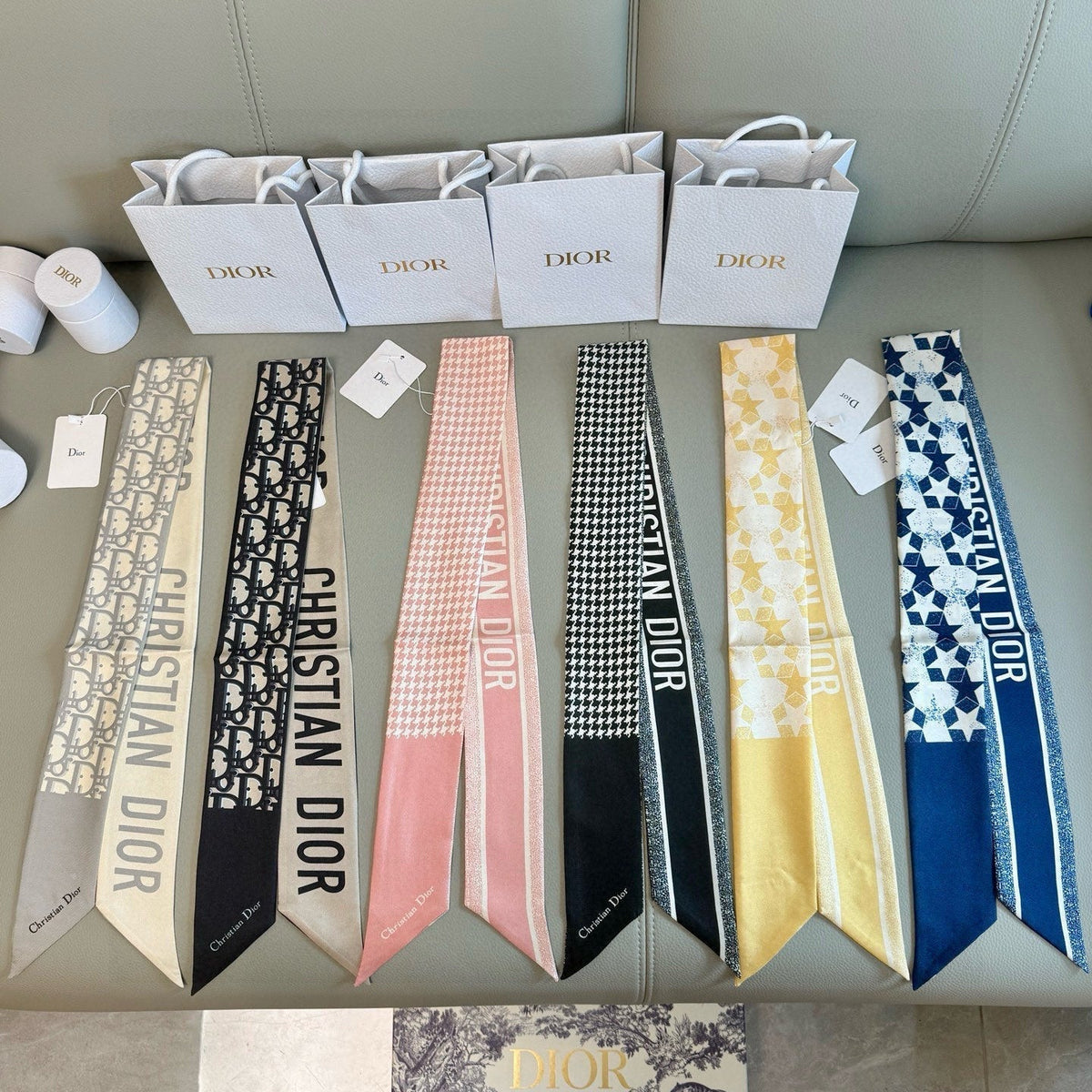 DIOR TWILLY 100 CM IN SILK 714359