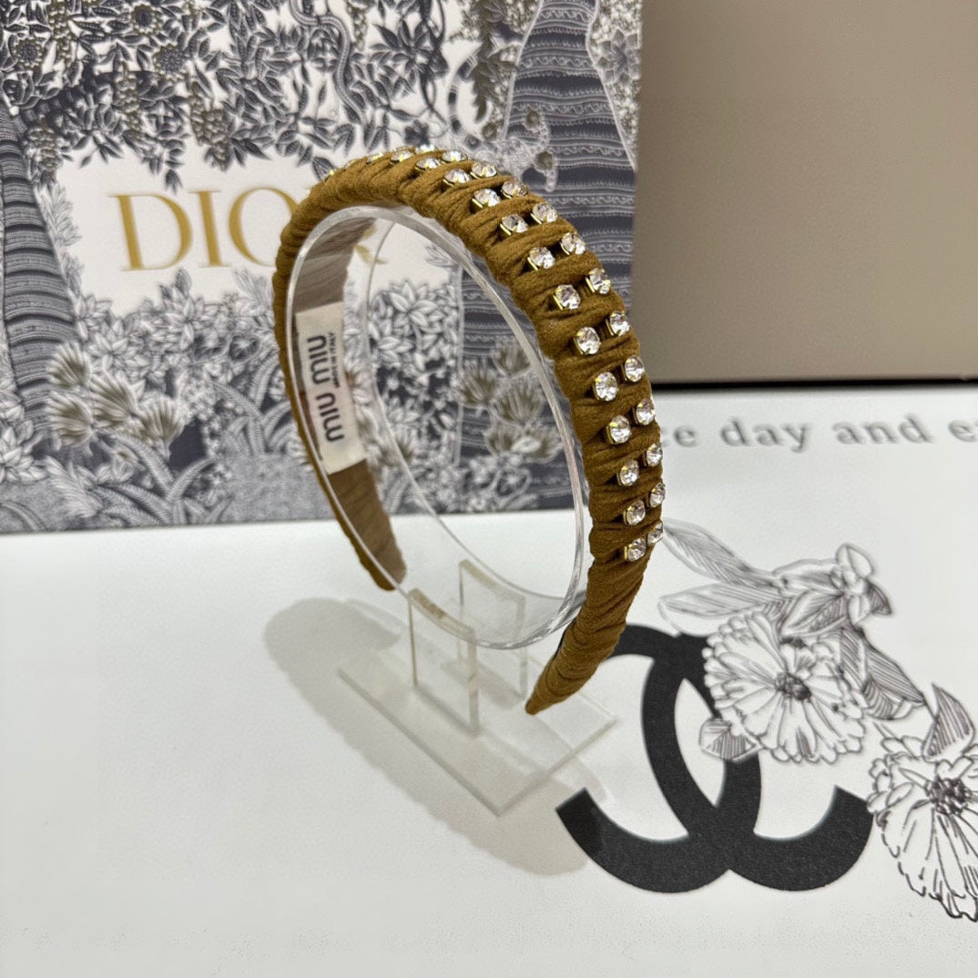 HAIRBAND IN LIZARD BROWN FELT FABRIC DIAMOND-EMBELLISHED 230831