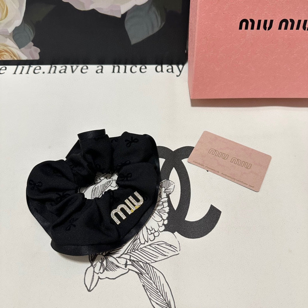 HAIR TIE IN BLACK SPANDEX FABRIC 432827