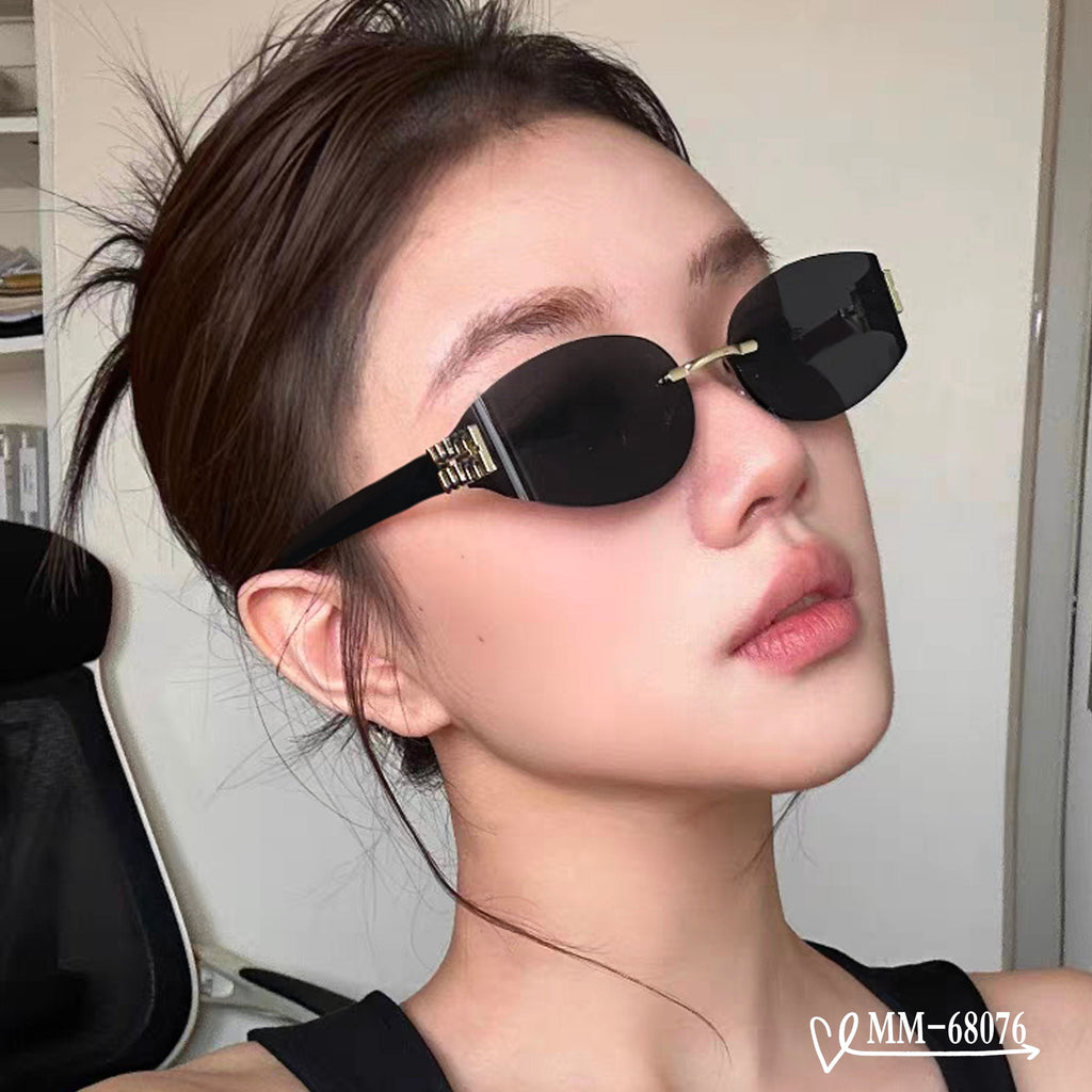 LOGO SUNGLASSES 68076 IN BLACK ACETATE