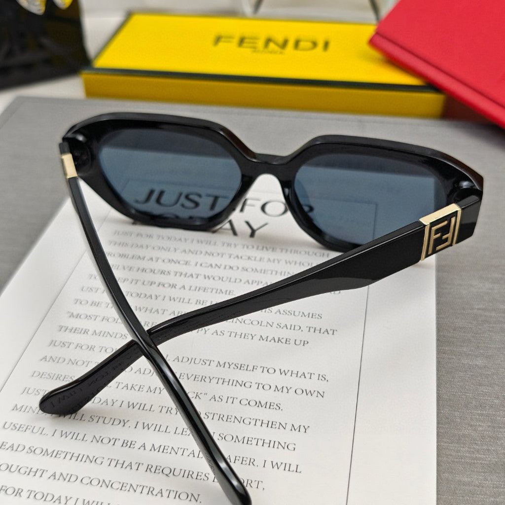 EMBOSSED FF PATTERN ROMA RECTANGULAR FRAME SUNGLASSES 58033 IN ACETATE