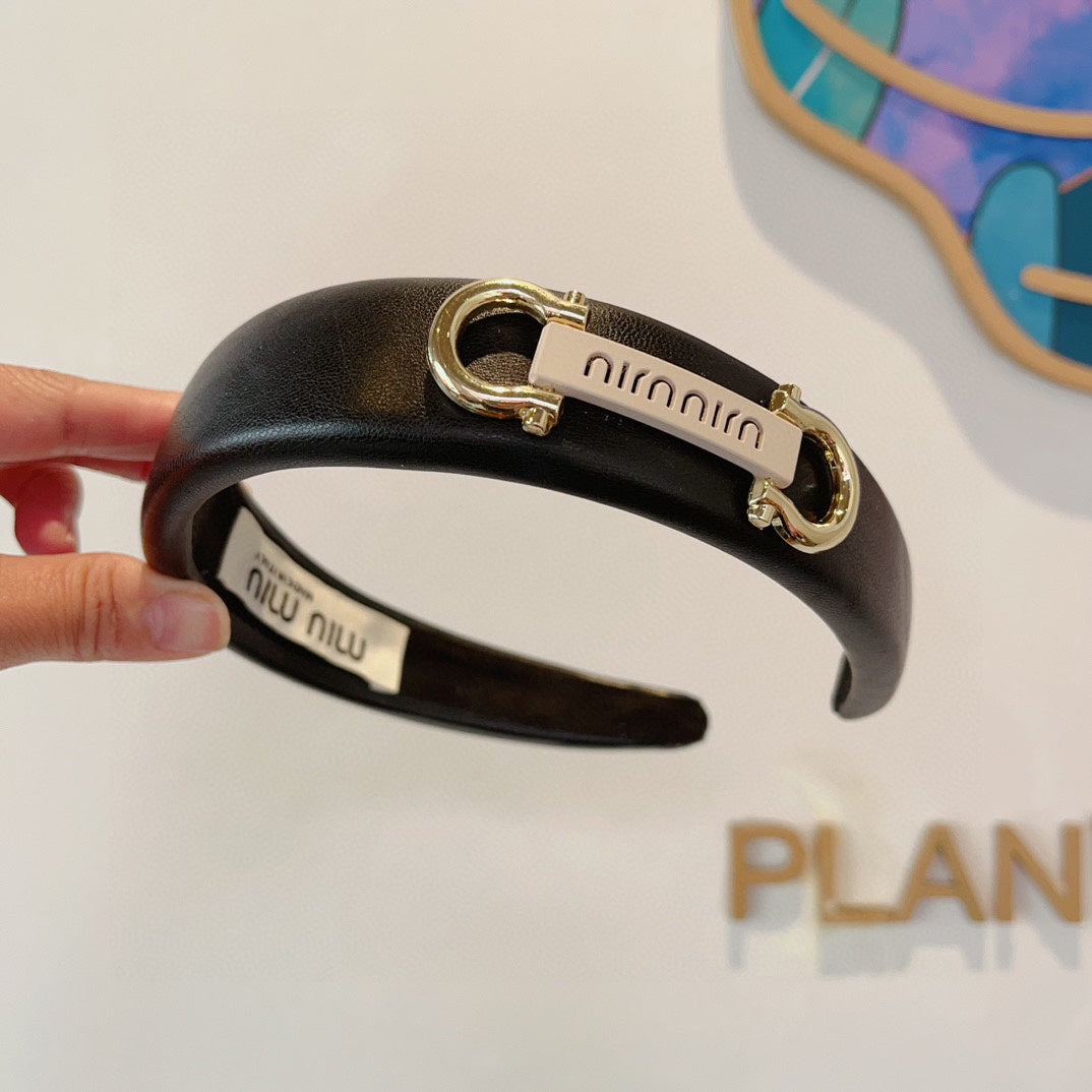 GOLD HORSEBIT HEADBAND IN BLACK CALFSKIN 412413