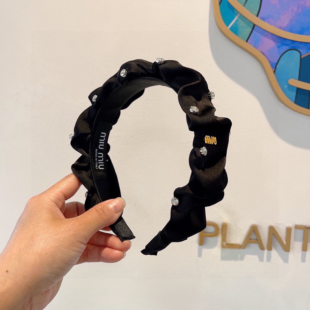 HEADBAND ATTACHED DIAMONDS IN BLACK SILK 412434