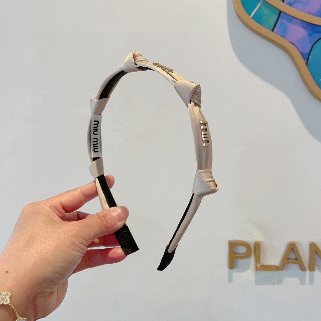 HEADBAND GOLD LOGO IN BEIGE SILK 417302