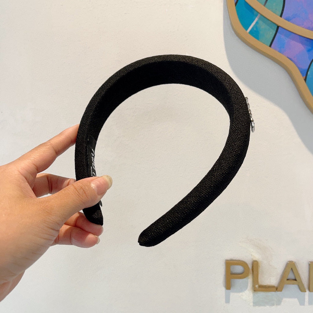THICK HAIR BAND IN BLACK RAW FABRIC 423578