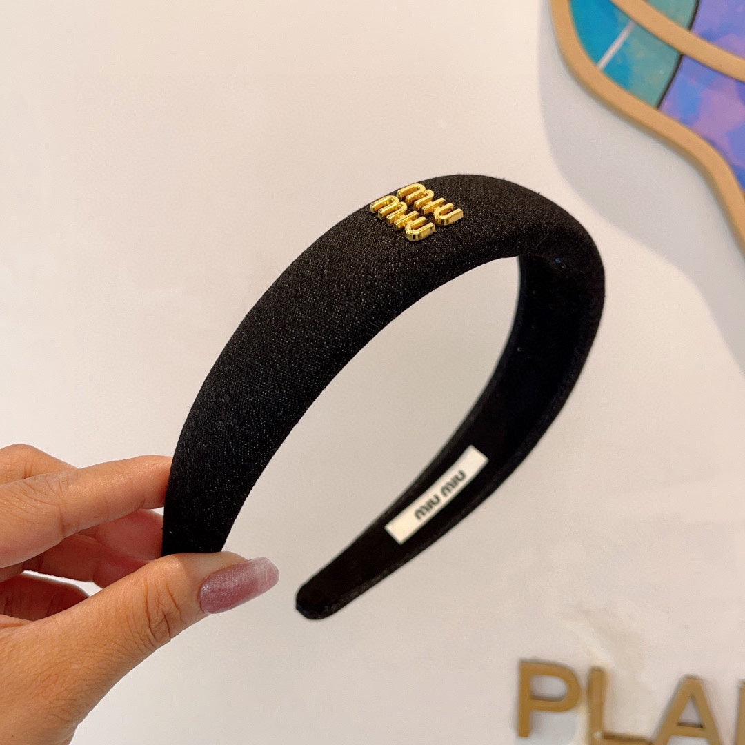 THICK HEADBAND IN BLACK DENIM GOLD LOGO 425463