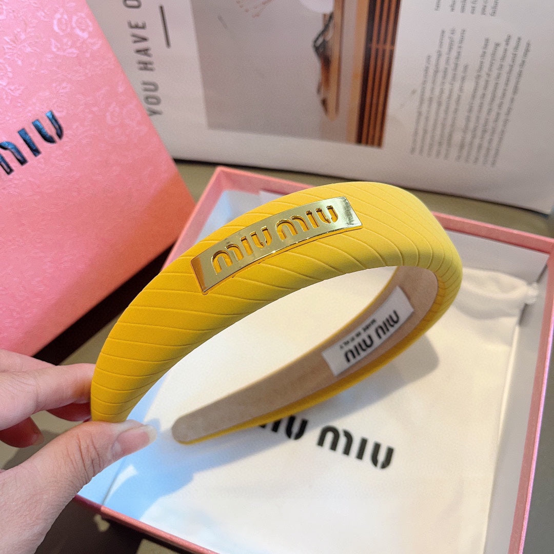 THICK HEADBAND IN YELLOW DIAGONAL LEATHER 425478