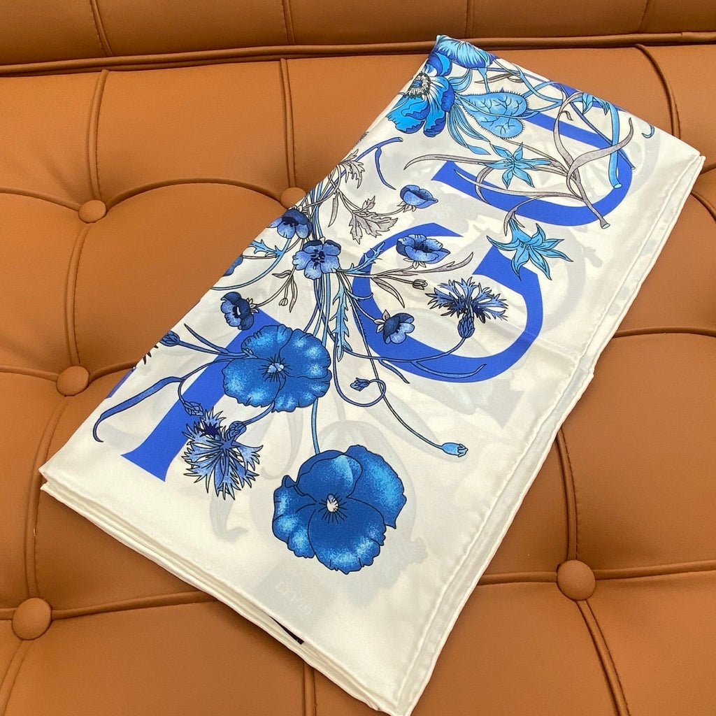 DIOR SCARF 90 CM IN SILK FABRIC 703657