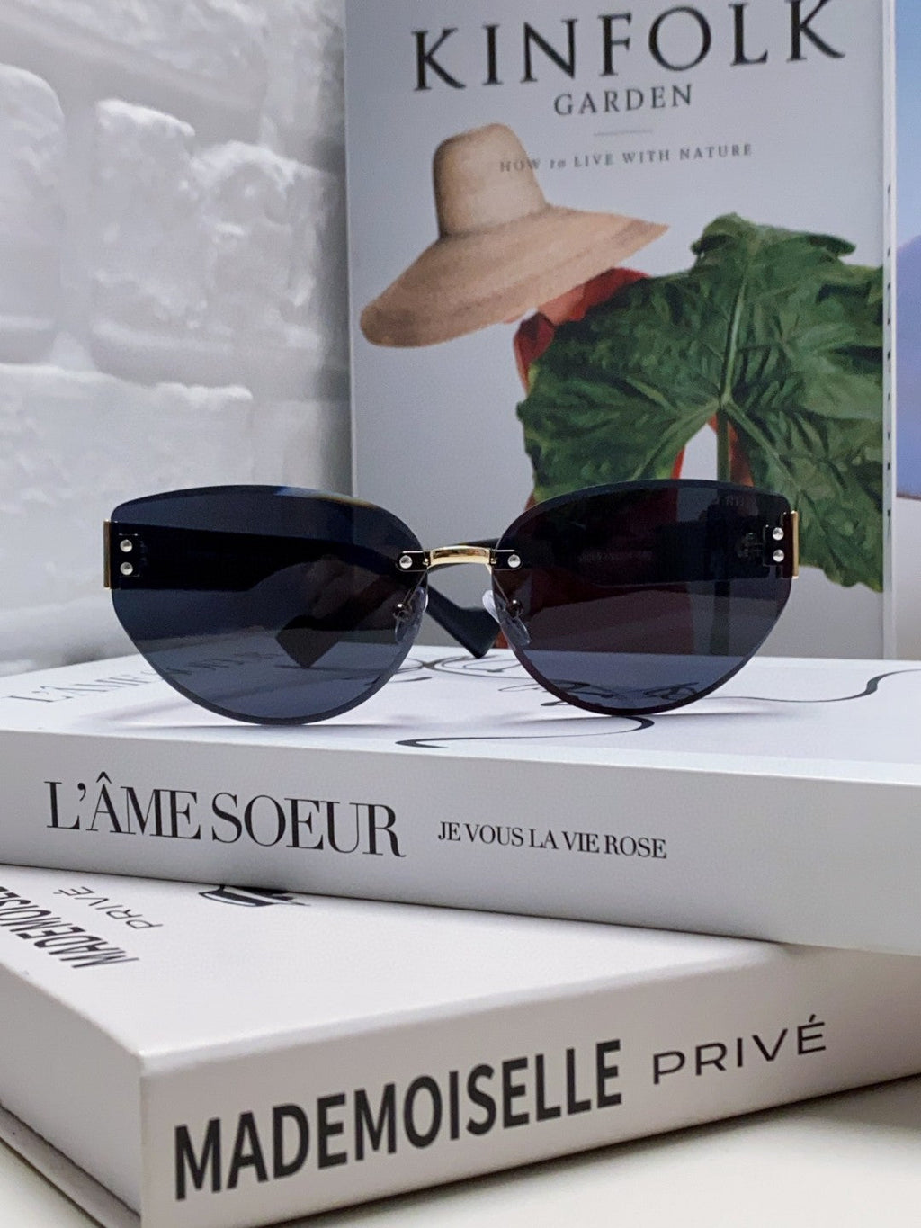 LOGO SUNGLASSES 513013 IN BLACK ACETATE