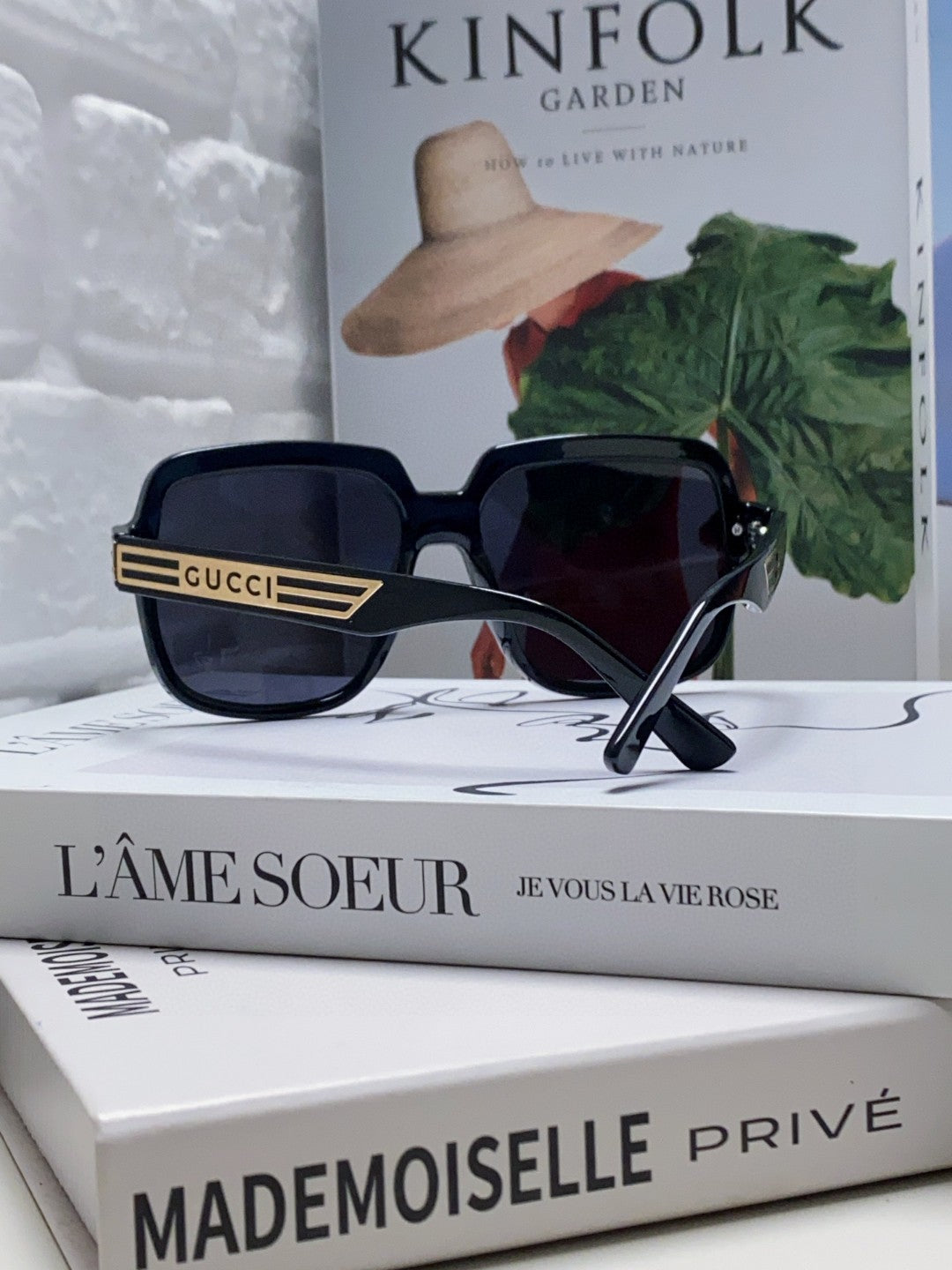 SQUARE FRAME SUNGLASSES 570231 IN ACETATE AND METAL