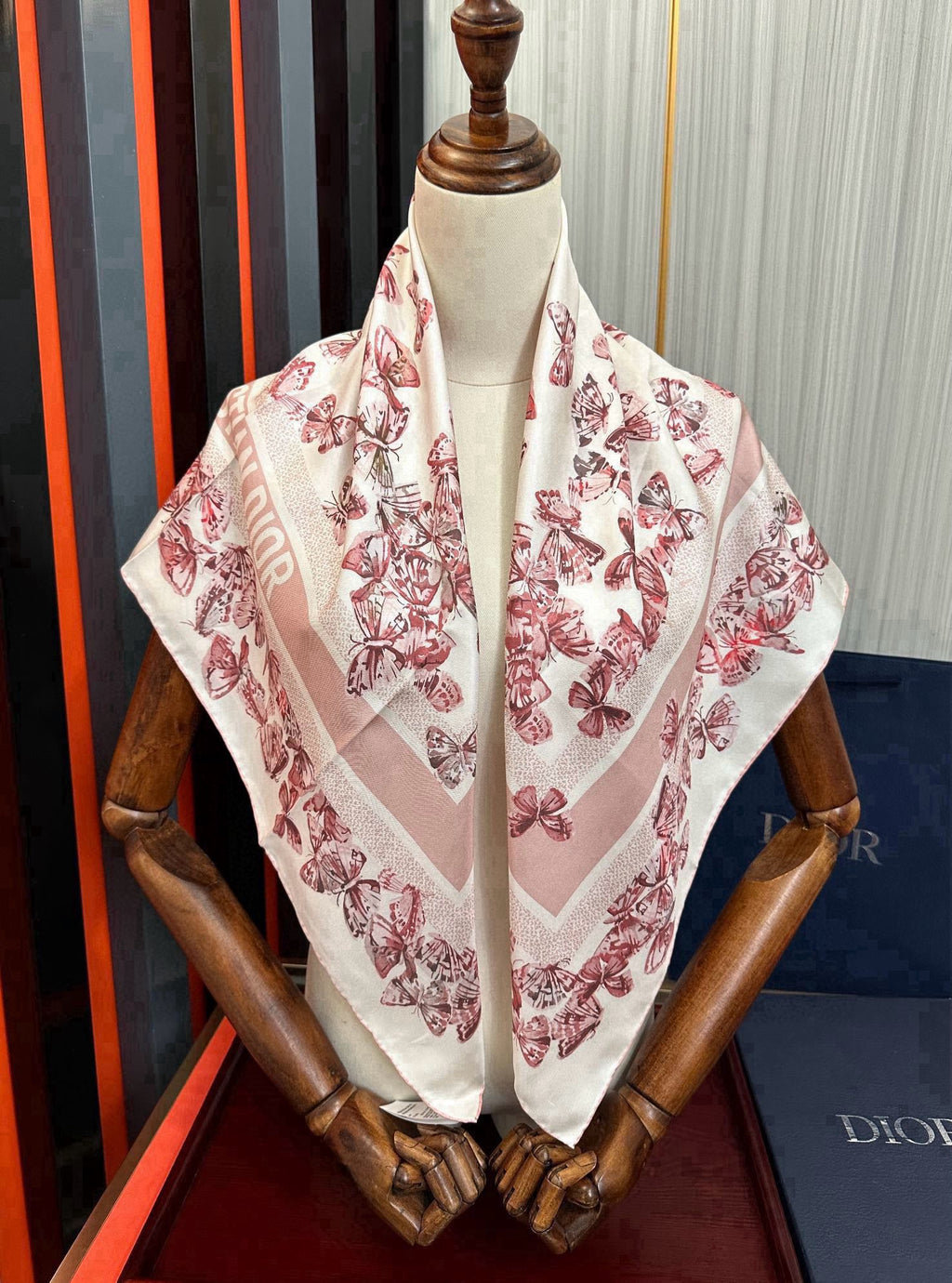 DIOR SCARF 90 CM IN SILK 733845