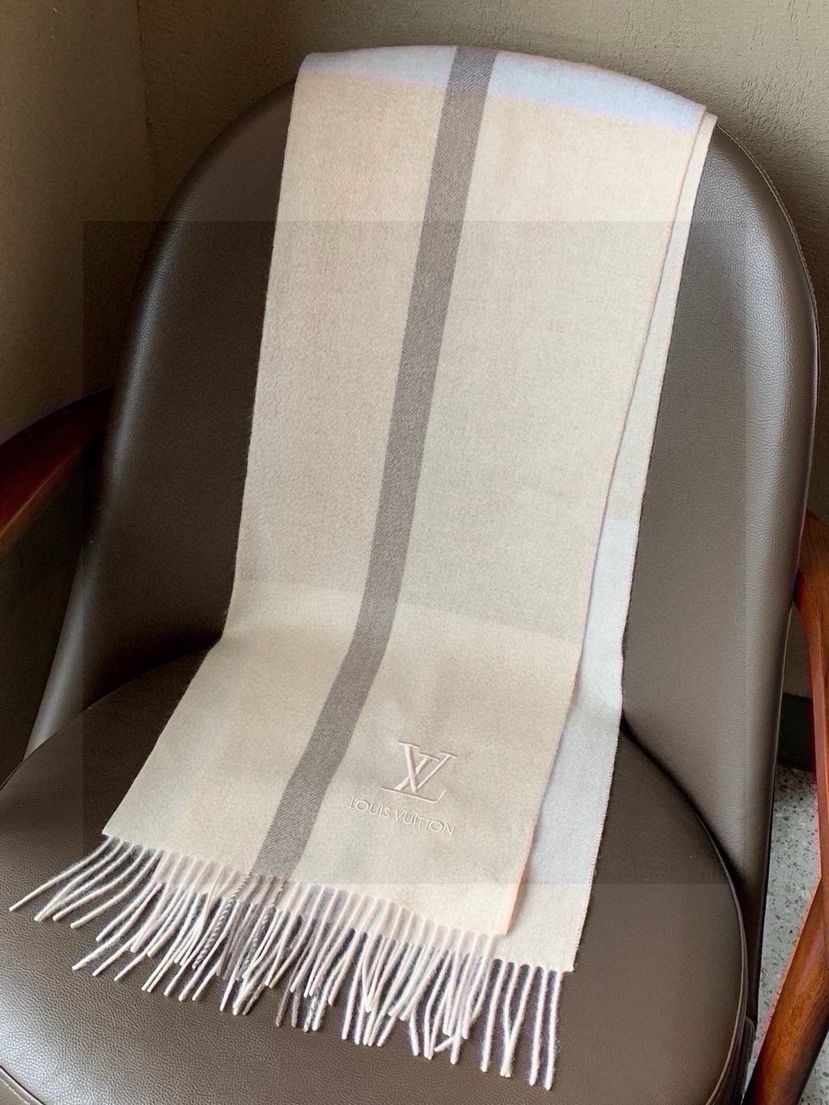 LOUIS VUITTON SCARF 170 CM IN BEIGE CASHMERE 399930