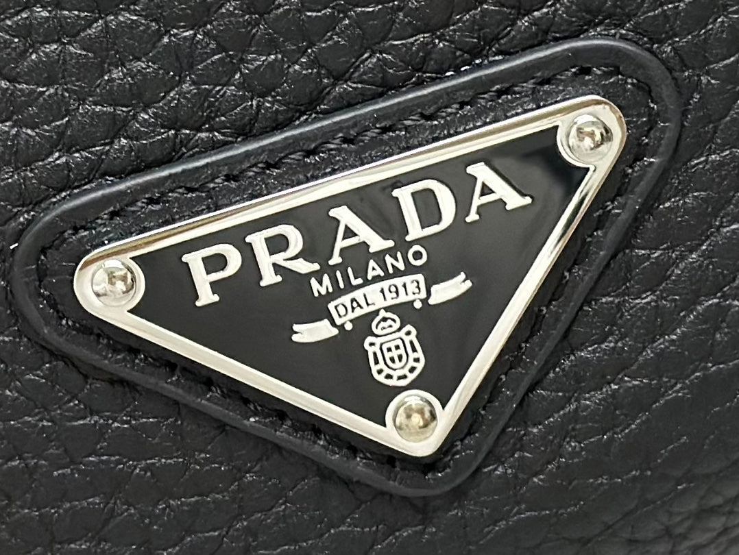 PRADA 25S SHOULDER STRAP BAG 26 IN BLACK CALFSKIN SILVER HARDWRE