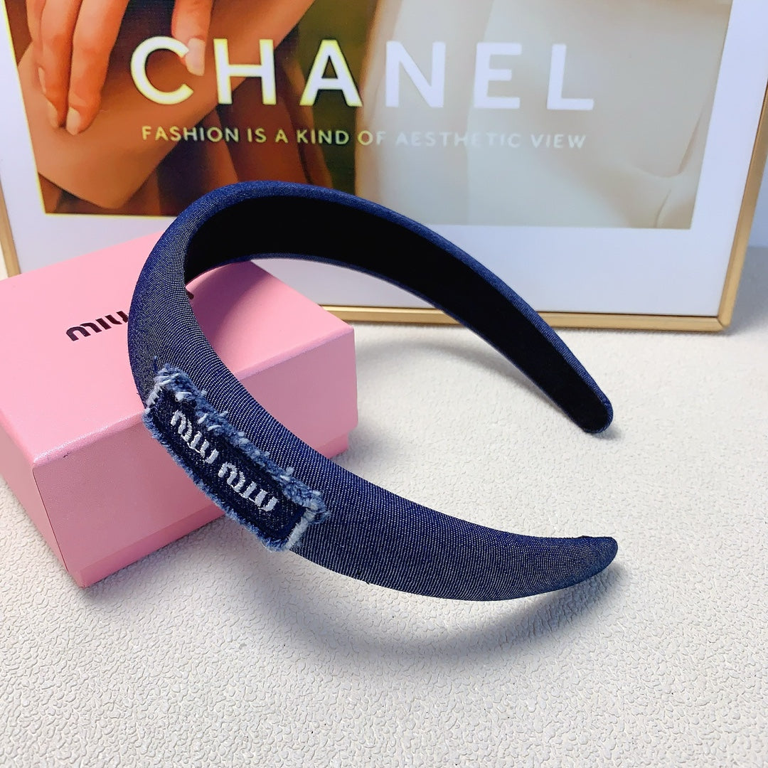 THICK HAIRBAND IN CLASSIC BLUE DENIM EMBROIDERED LOGO 217589