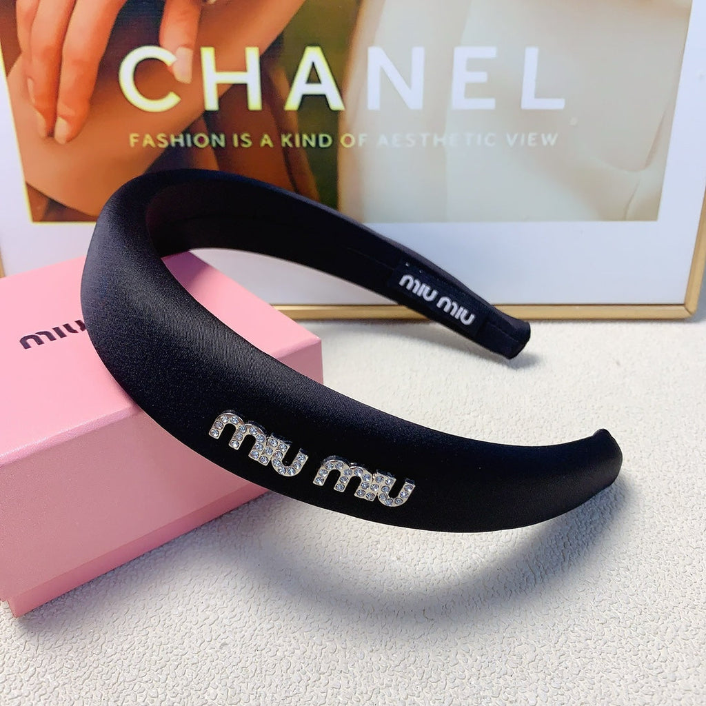 THICK HEADBAND IN BLACK SILK 241198